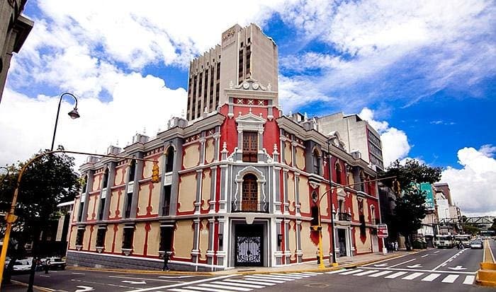 La casa de los mil y un usos